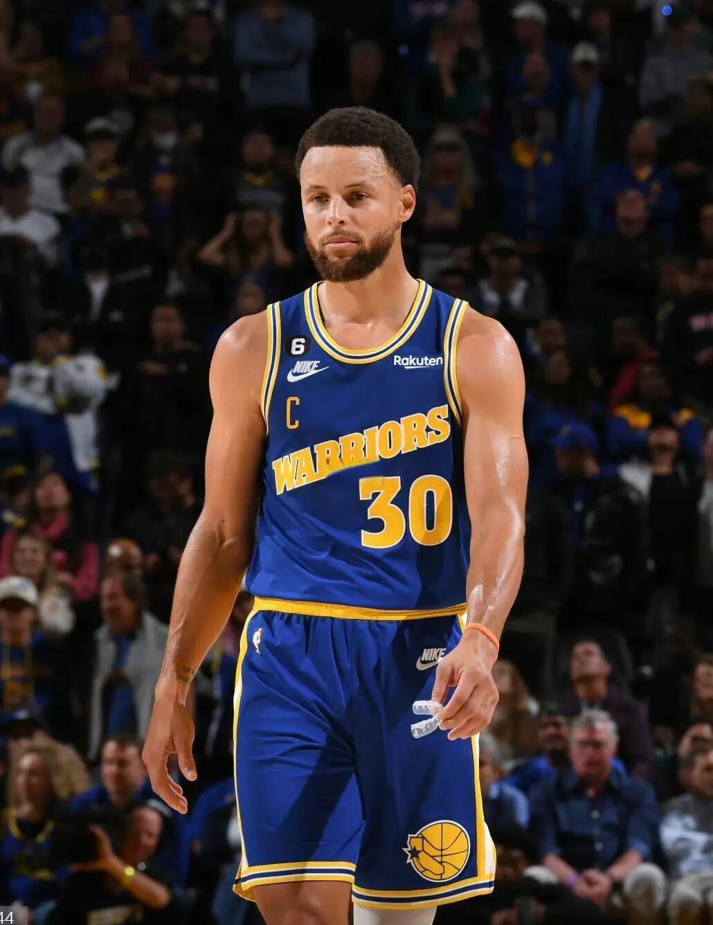 关于赛后金州勇士调整名单以备意大利杯，外线爆发环节打磨，质疑声仍在，数据趋势出现新变化的信息