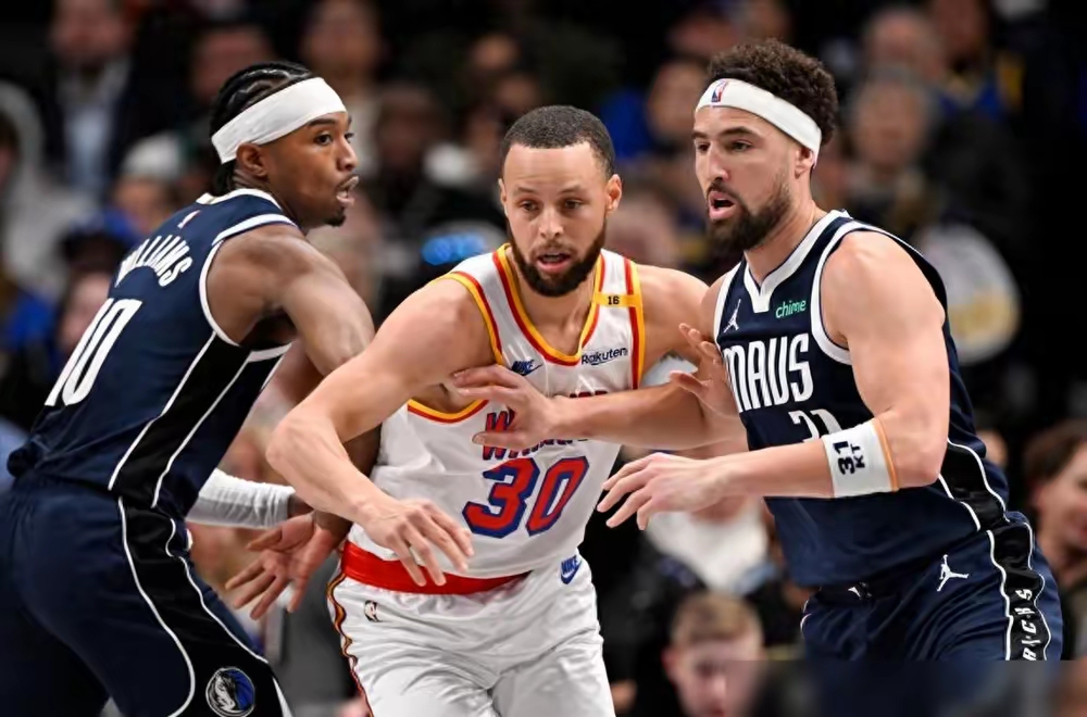 英雄联盟S15赛-关于国际比赛日金州勇士调整名单以备NBA季后赛；主帅复盘环节打磨；管理层满意；细节决定成败的信息